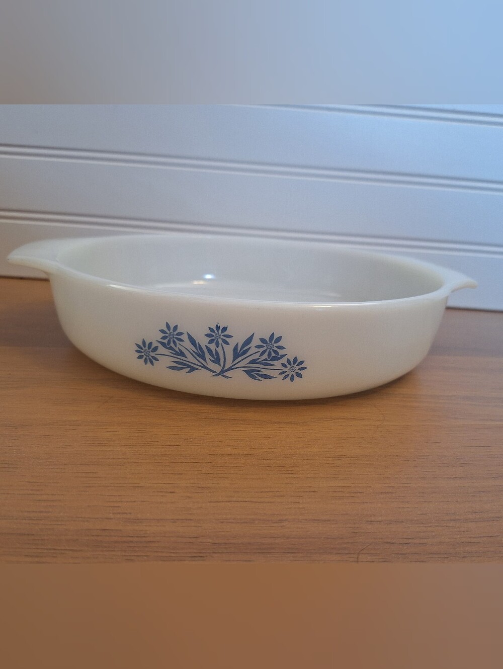 Very Clean Vintage Anchor Hocking Fire King Round Dish, Blue Flower. No Lid.